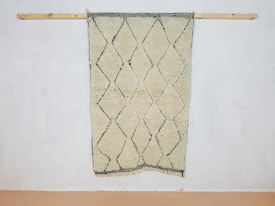 Beni Ouarain Rug, 156 x 96 cm || 5,12 x 3,15 feet, P-101