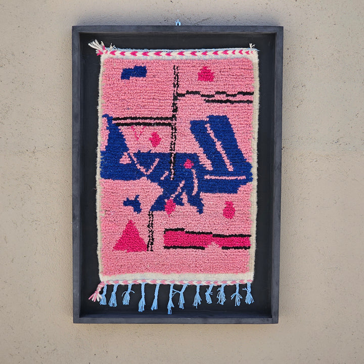 Roze & Blauwe Abstracte Ingelijste Berber Tapijt Kunst - 100x76x5cm