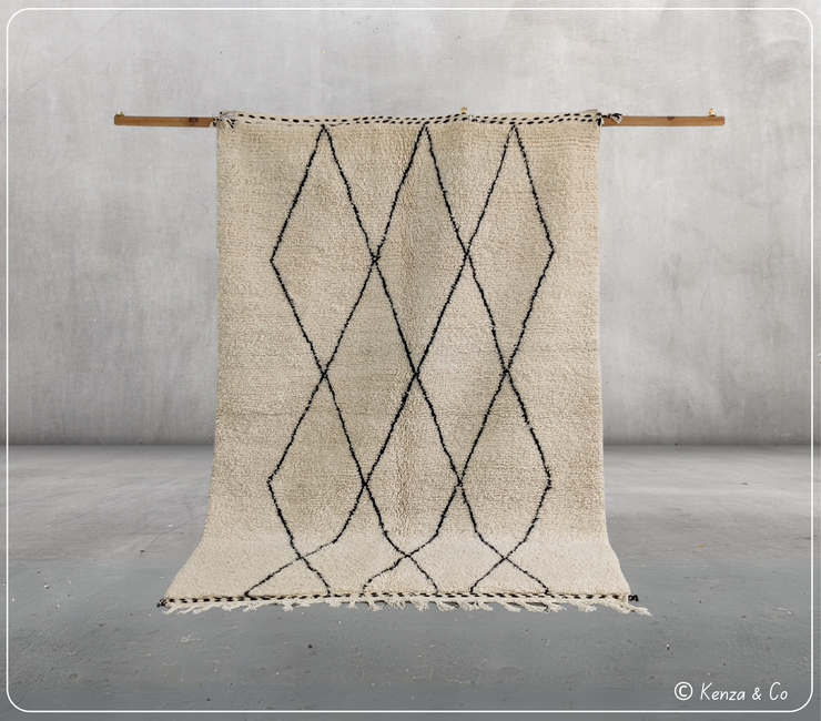 Beni Ouarain Rug, 245 x 165 cm || 8,04 x 5,41 feet, MS-339