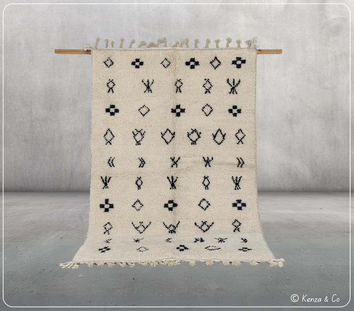 Beni Ouarain Rug, 250 x 165 cm || 8,2 x 5,41 feet, MS-316