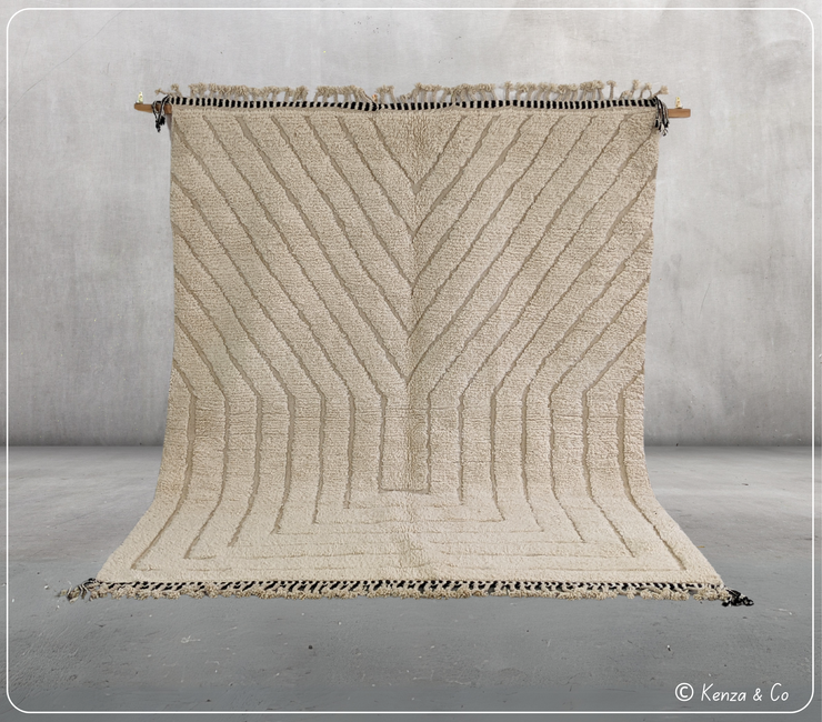 LARGE Beni Ouarain Rug, 285 x 225 cm || 9,35 x 7,38 feet, G-380