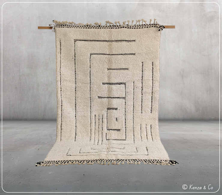 Beni Ouarain Rug, 260 x 160 cm || 8,53 x 5,25 feet, MS-345