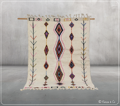 Handmade Azilal Rug, 235 x 180 cm || 7,71 x 5,91 feet, MS-310