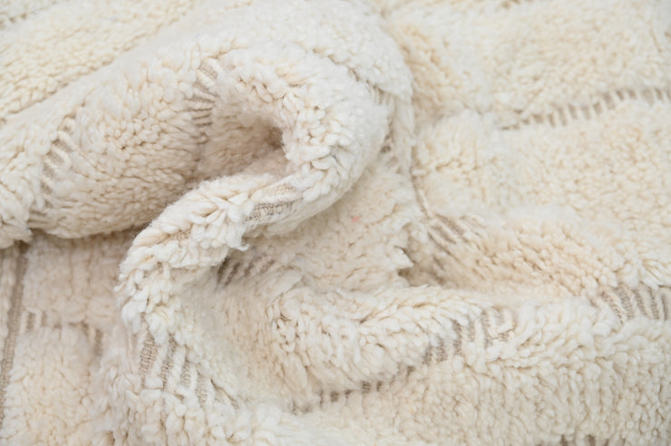 LARGE Beni Ouarain Rug, 305 x 215 cm, GO-807