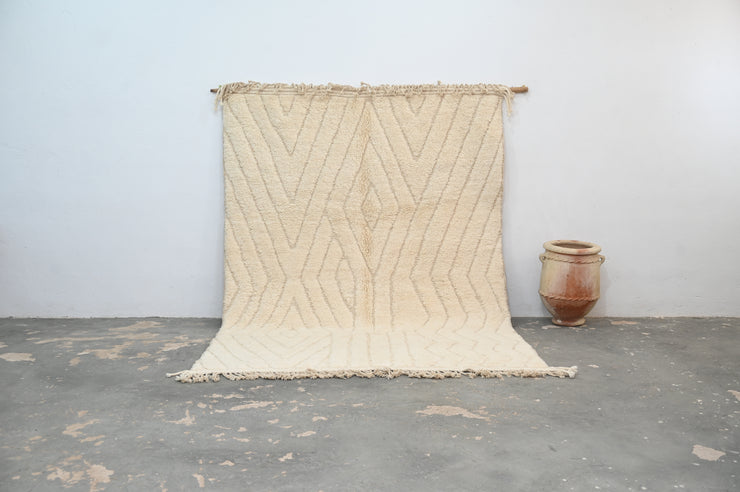 LARGE Beni Ouarain Rug, 305 x 215 cm, GO-807