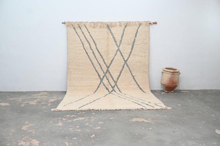 LARGE Beni Ouarain Rug, 320 x 220 cm, GO-811