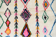 Tapis Azilal fait main, 245 x 150 cm, AZO-497