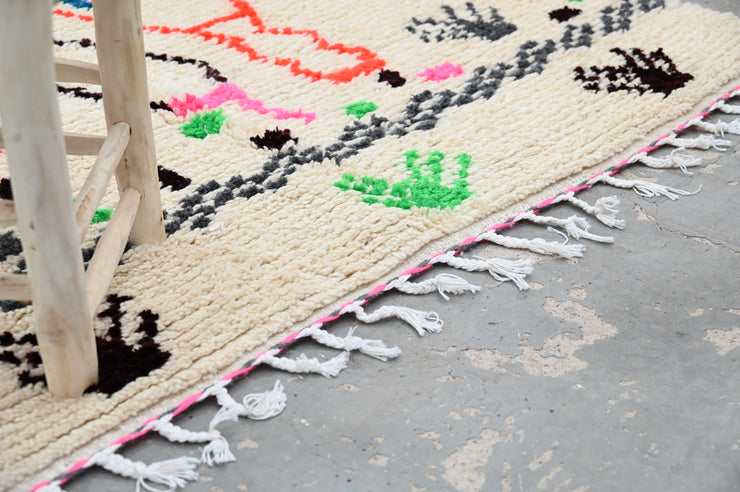 Handmade Azilal Rug, 235 x 160 cm, AZO-507