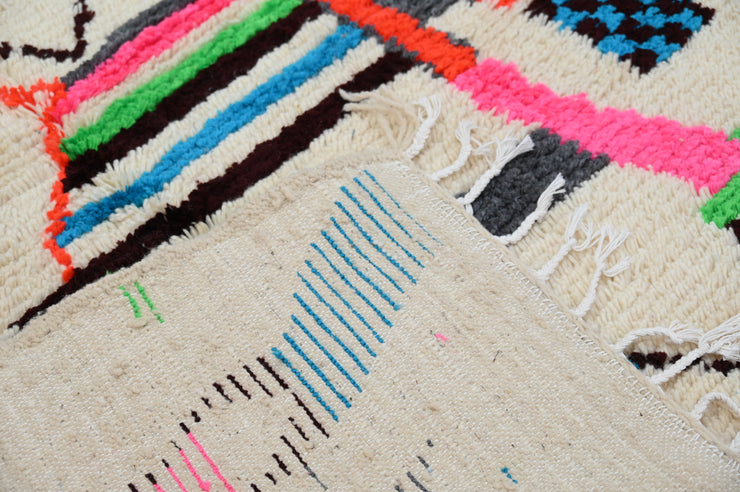 Handmade Azilal Rug, 235 x 160 cm, AZO-507