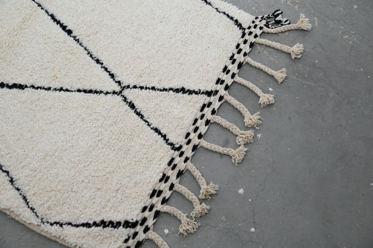 Tapis Beni Ouarain, 164 x 110 cm, PO-401