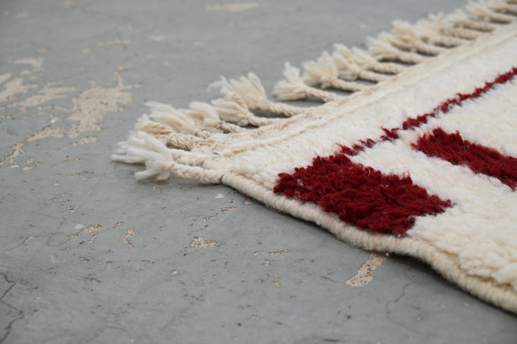 Handmade Azilal Rug, 160 x 104 cm, PO-406