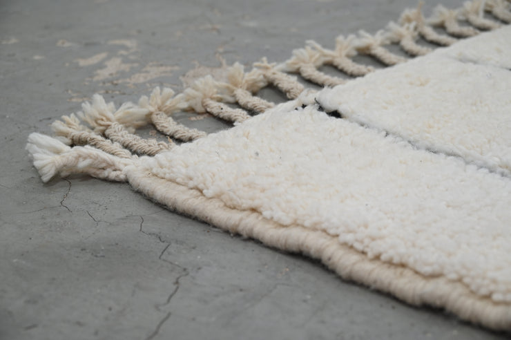Beni Ouarain Rug, 145 x 110 cm, PO-411