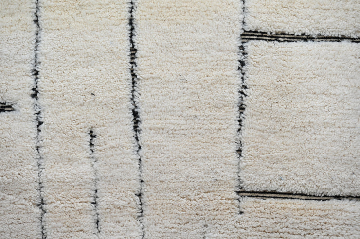 Beni Ouarain Rug, 145 x 110 cm, PO-411