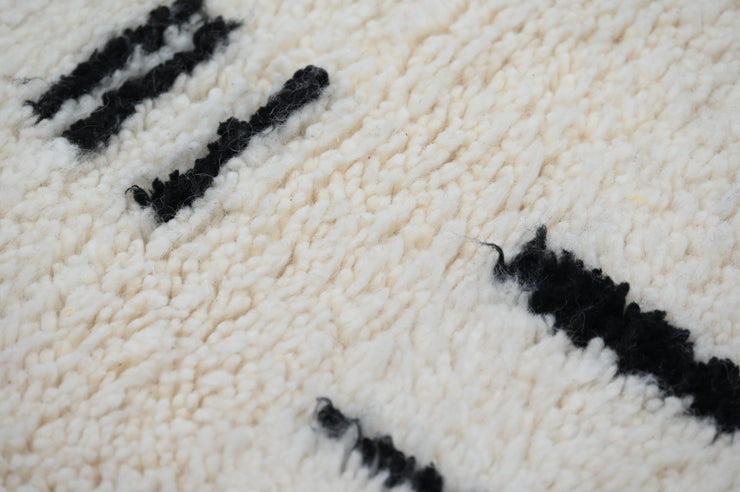 Beni Ouarain Rug, 155 x 110 cm, PO-417