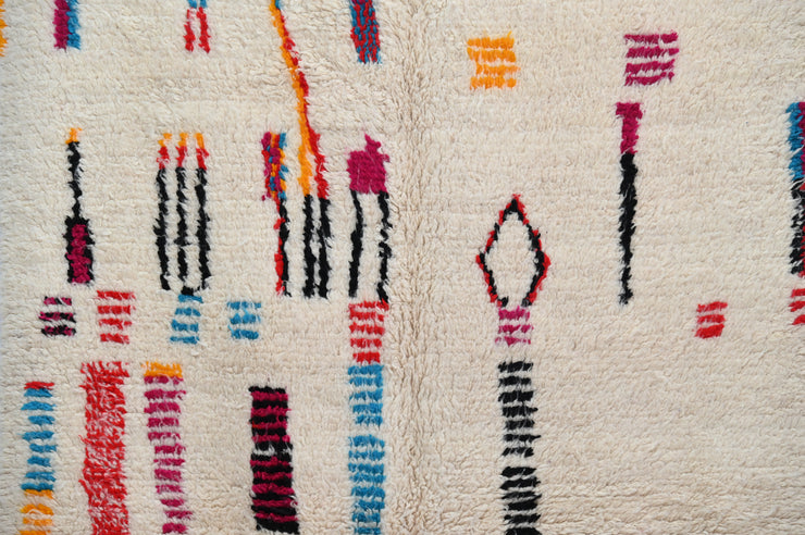 Handmade Azilal Rug, 220 x 145 cm, AZO-604