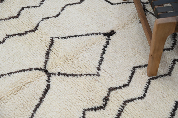 Beni Ouarain Rug, 235 x 150 cm, AZO-607