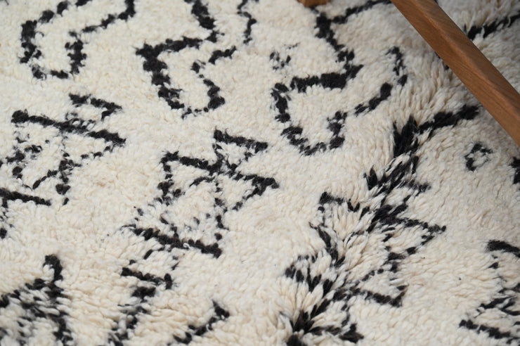 Beni Ouarain Rug, 220 x 145 cm, AZO-615