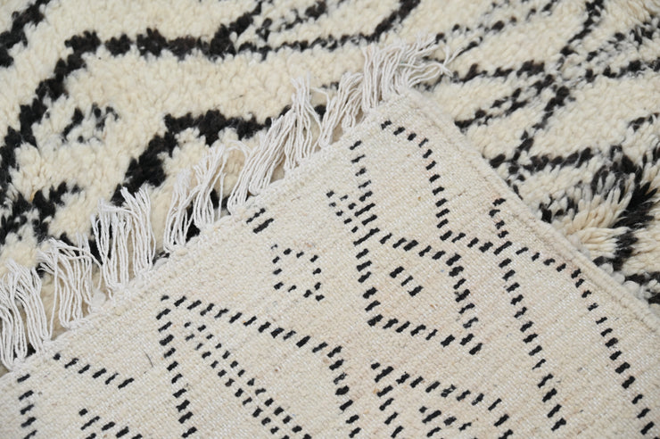 Beni Ouarain Rug, 220 x 145 cm, AZO-615