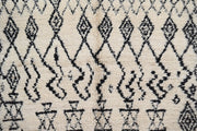 Beni Ouarain Rug, 220 x 145 cm, AZO-615