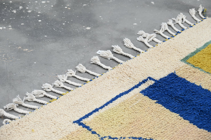 Handmade Azilal Rug, 255 x 150 cm, AZO-627