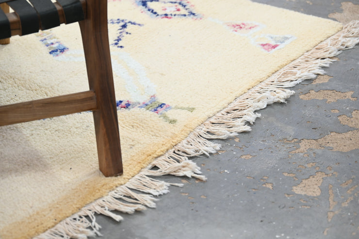 Handmade Azilal Rug, 210 x 140 cm, AZO-630