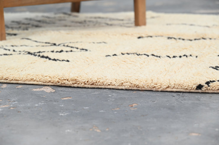 Beni Ouarain Rug, 240 x 140 cm, AZO-635