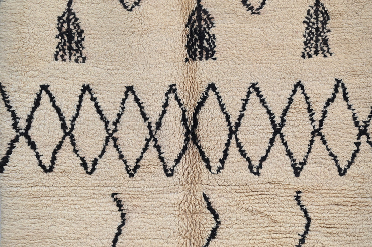 Beni Ouarain Rug, 240 x 140 cm, AZO-635