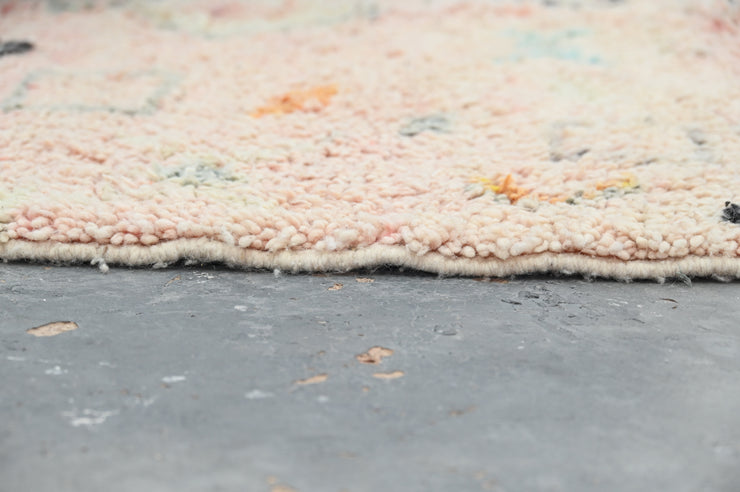 Handmade Azilal Rug, 235 x 155 cm, AZO-638