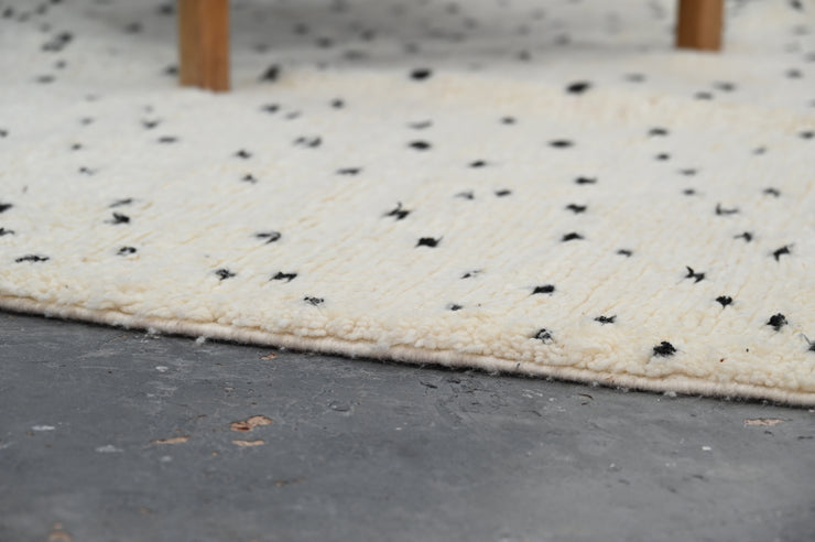 Beni Ouarain Rug, 230 x 155 cm, AZO-639