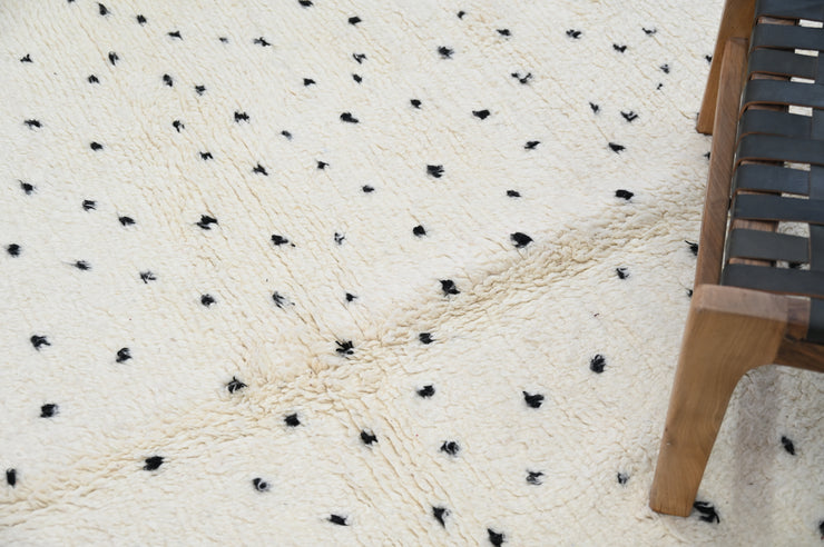 Beni Ouarain Rug, 230 x 155 cm, AZO-639