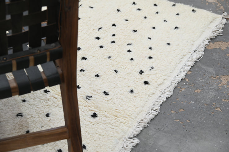 Beni Ouarain Rug, 230 x 155 cm, AZO-639