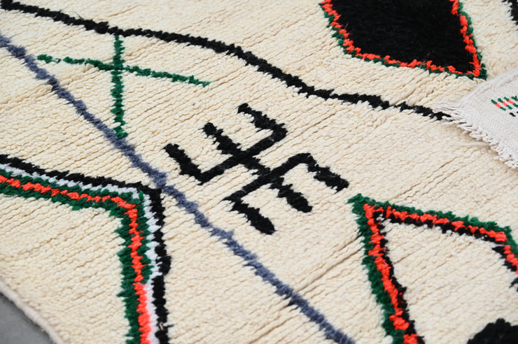 Handmade Azilal Rug, 220 x 145 cm, AZO-642