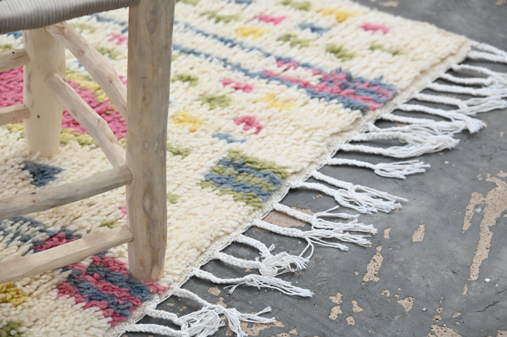 Handmade Azilal Rug, 135 x 105 cm, PO-439