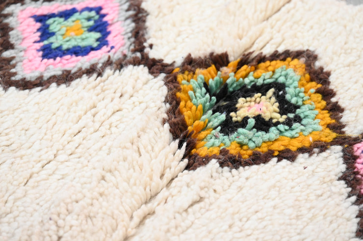 Handmade Azilal Rug, 245 x 145 cm, AZO-570