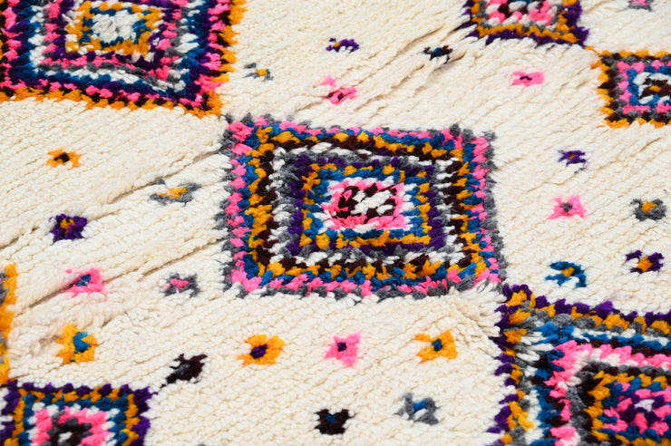 Handmade Azilal Rug, 250 x 140 cm, AZO-573