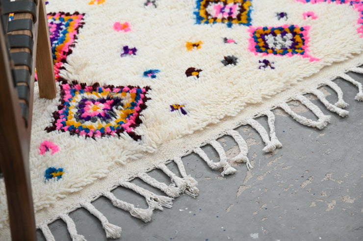 Handmade Azilal Rug, 250 x 140 cm, AZO-573