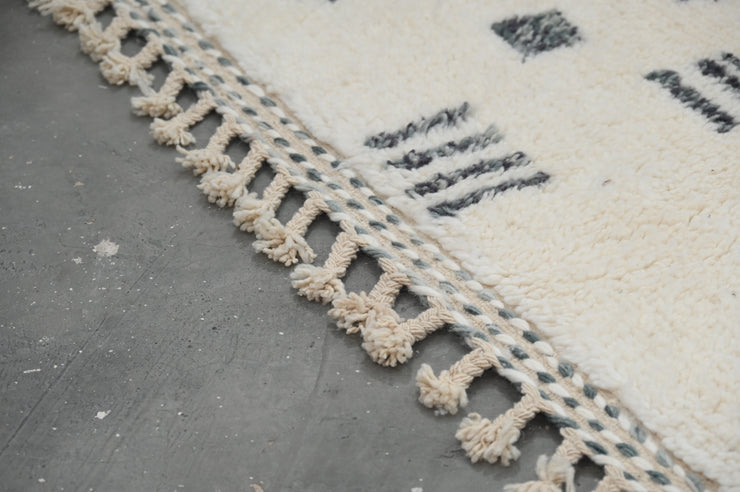 LARGE Beni Ouarain Rug, 300 x 200 cm, GO-743