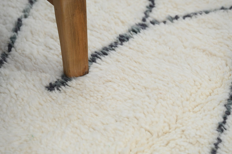 LARGE Beni Ouarain Rug, 300 x 200 cm, GO-743