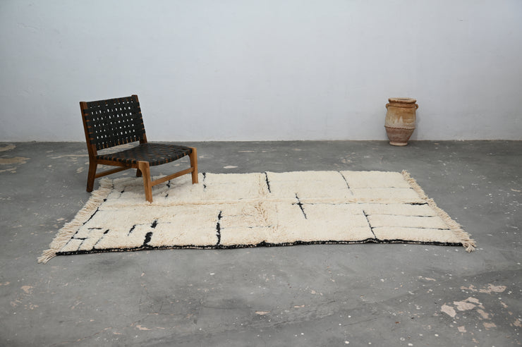 Beni Ouarain Rug, 245 x 160 cm, AZO-590