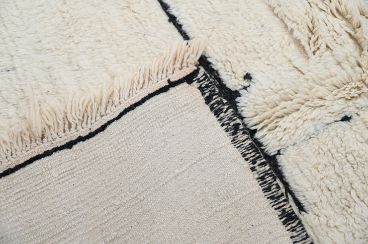 Beni Ouarain Rug, 245 x 160 cm, AZO-590