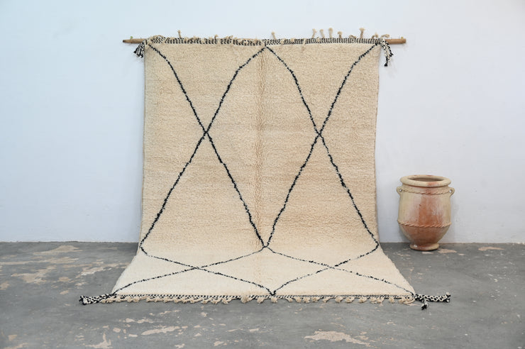 LARGE Beni Ouarain Rug, 310 x 205 cm, GO-750