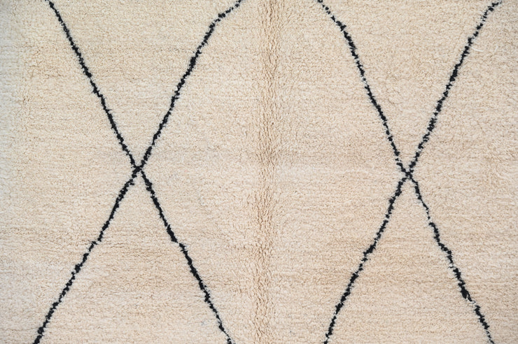 LARGE Beni Ouarain Rug, 310 x 205 cm, GO-750
