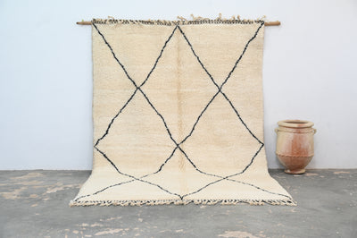 LARGE Beni Ouarain Rug, 300 x 210 cm, GO-754