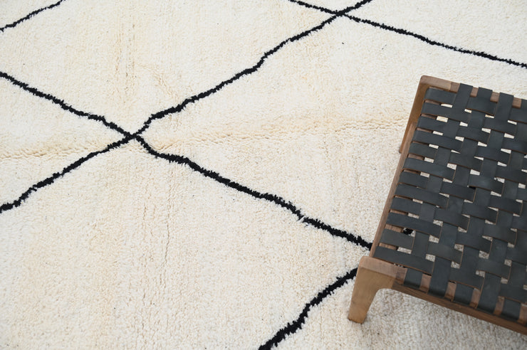 LARGE Beni Ouarain Rug, 320 x 200 cm, GO-755