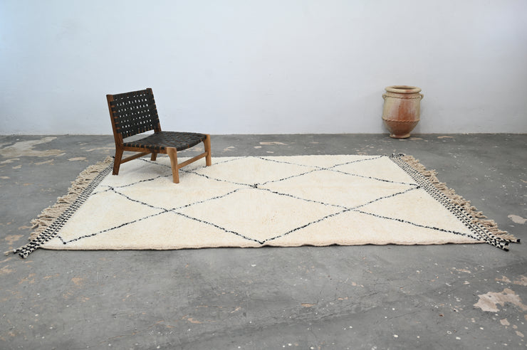 LARGE Beni Ouarain Rug, 300 x 210 cm, GO-757