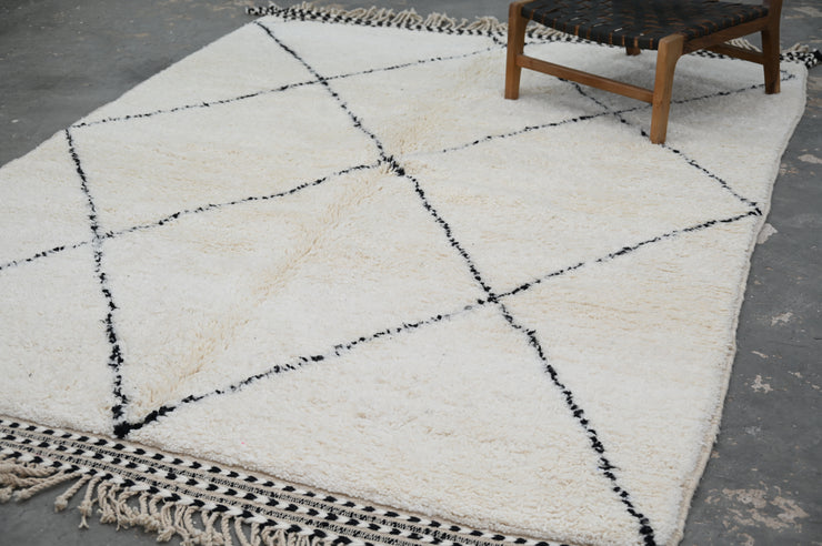 LARGE Beni Ouarain Rug, 300 x 210 cm, GO-757