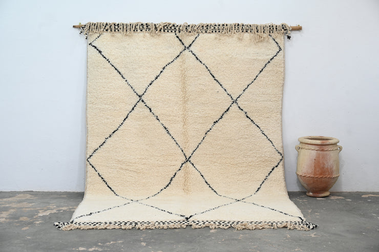 LARGE Beni Ouarain Rug, 300 x 210 cm, GO-757