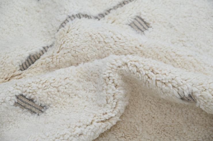 LARGE Beni Ouarain Rug, 305 x 205 cm, GO-762