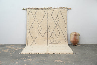 LARGE Beni Ouarain Rug, 305 x 205 cm, GO-762