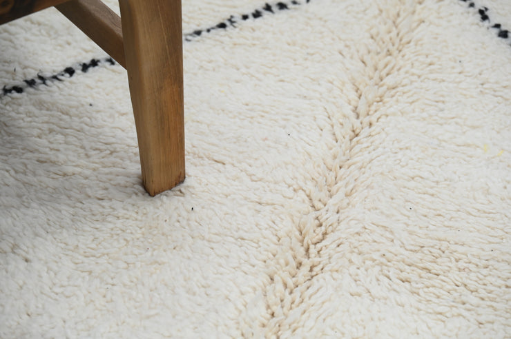 LARGE Beni Ouarain Rug, 295 x 210 cm, GO-763